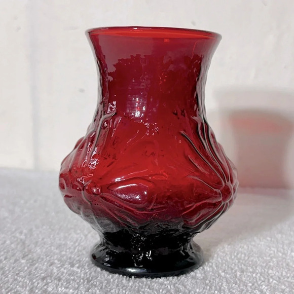 Vintage Vintage Anchor Hocking Royal Ruby Red Glass  Vase Daisy Rain Flower - Picture 3 of 12